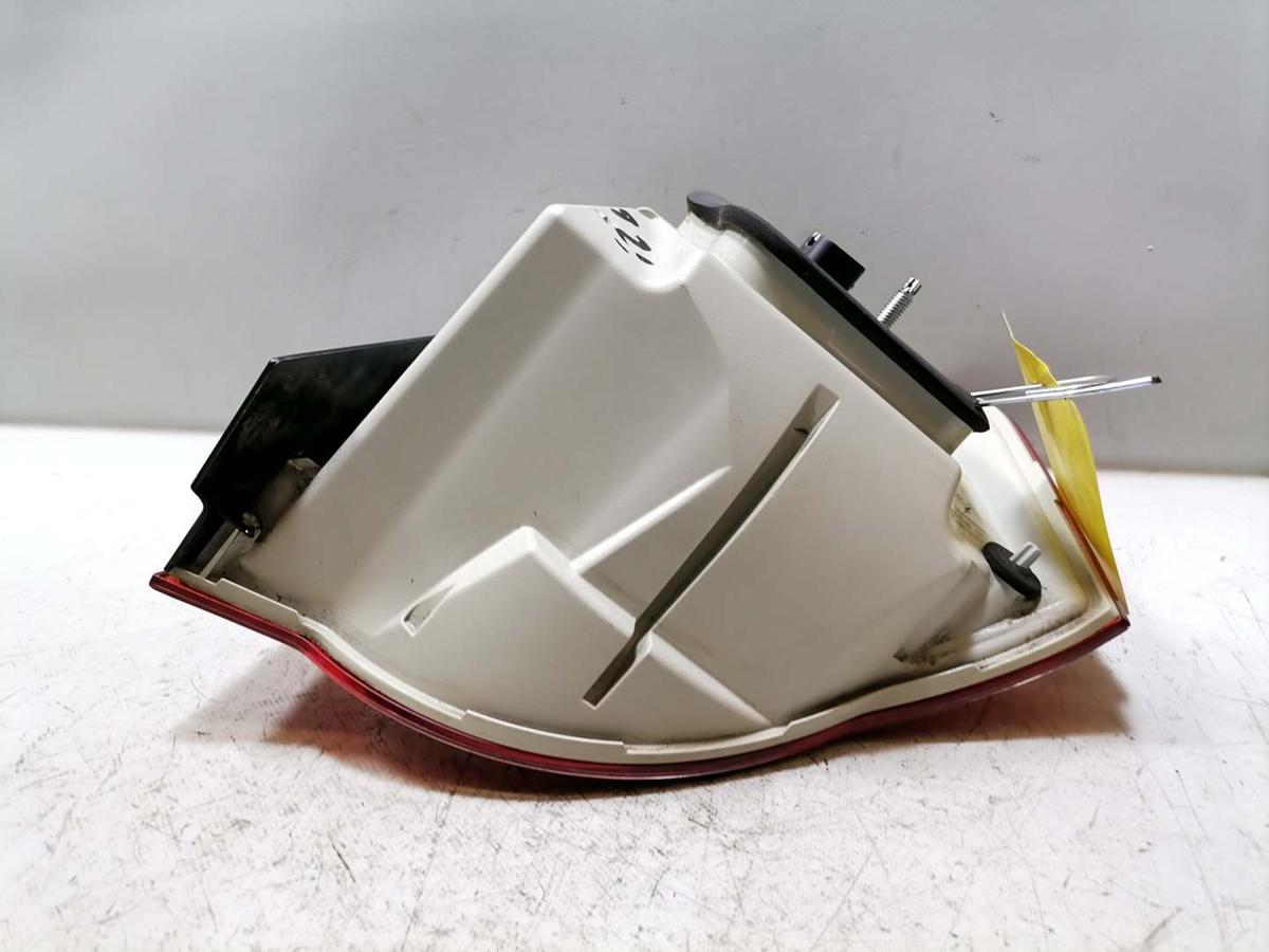 VW Jetta 1K2 original R&uuml;cklicht R&uuml;ckleuchte Schlussleuchte links au&szlig;en Bj.2007